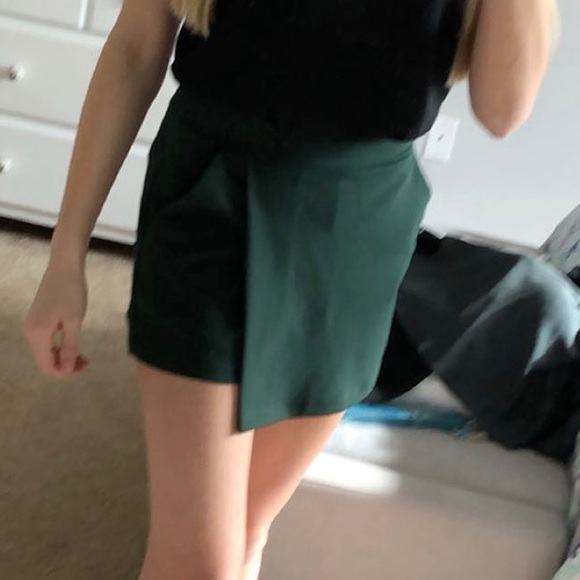 Forever 21 dressy skort - Picture 3 of 3